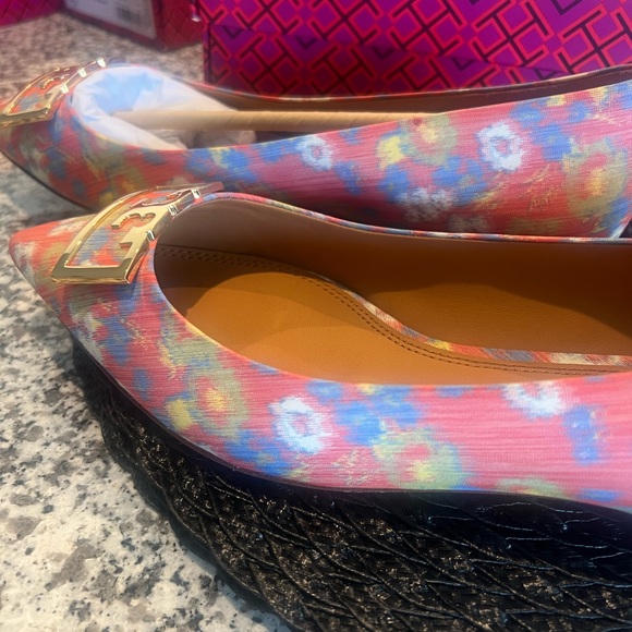 Tory Burch pointedly toe flat - Picture 5 of 8